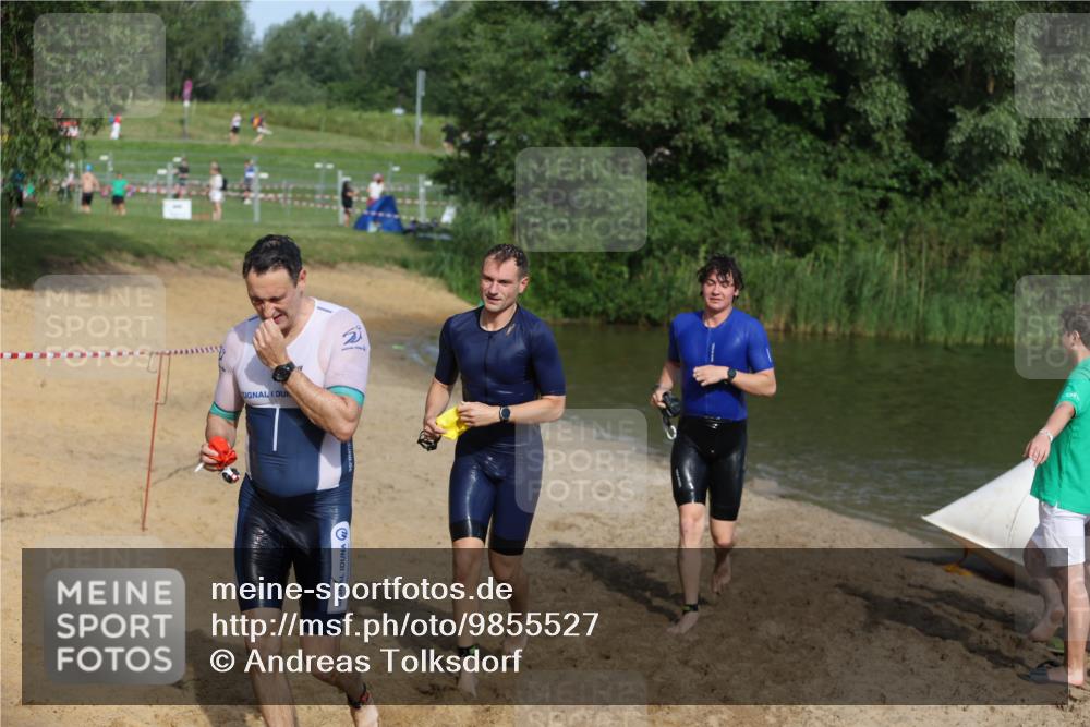 21.06.2026 - 29. Vierlanden-Triathlon Andreas Tolksdorf http://msf.ph/oto/9855527 21.06.2026 08:52:45 Schwimmen 22, 98, 195 meine-sportfotos.de