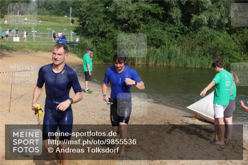21.06.2026 - 29. Vierlanden-Triathlon Andreas Tolksdorf http://msf.ph/oto/9855536 21.06.2026 08:52:46 Schwimmen 22, 98, 195 meine-sportfotos.de