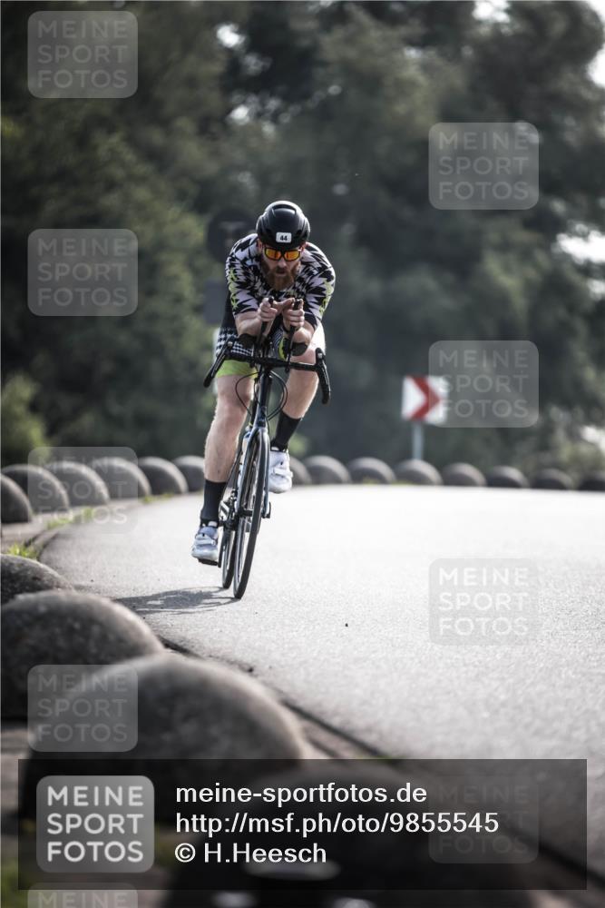 21.06.2026 - 29. Vierlanden-Triathlon H.Heesch http://msf.ph/oto/9855545 21.06.2026 08:54:12 Radfahren 44, 169 meine-sportfotos.de