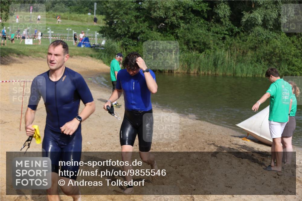 21.06.2026 - 29. Vierlanden-Triathlon Andreas Tolksdorf http://msf.ph/oto/9855546 21.06.2026 08:52:46 Schwimmen 22, 98, 195 meine-sportfotos.de
