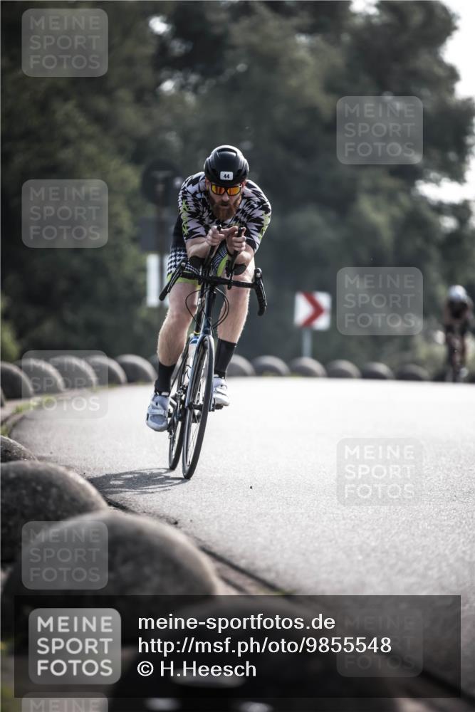 21.06.2026 - 29. Vierlanden-Triathlon H.Heesch http://msf.ph/oto/9855548 21.06.2026 08:54:12 Radfahren 44, 169 meine-sportfotos.de