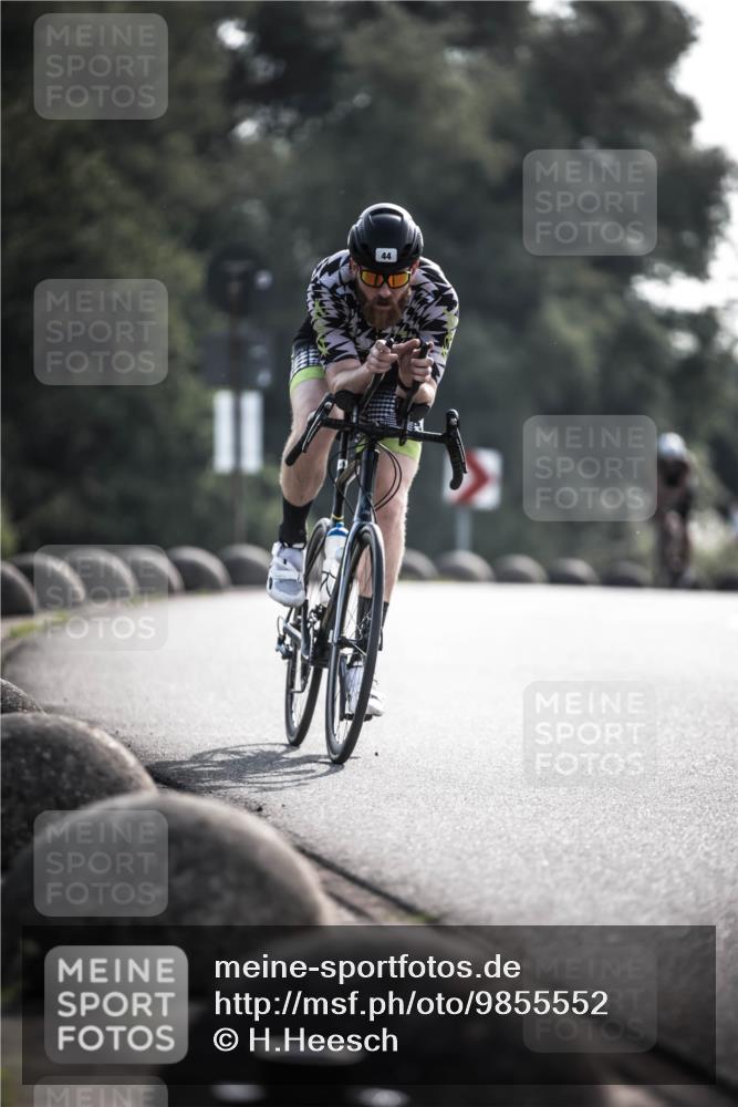 21.06.2026 - 29. Vierlanden-Triathlon H.Heesch http://msf.ph/oto/9855552 21.06.2026 08:54:12 Radfahren 44, 169 meine-sportfotos.de
