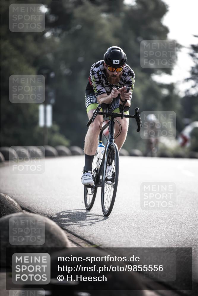 21.06.2026 - 29. Vierlanden-Triathlon H.Heesch http://msf.ph/oto/9855556 21.06.2026 08:54:12 Radfahren 44, 169 meine-sportfotos.de