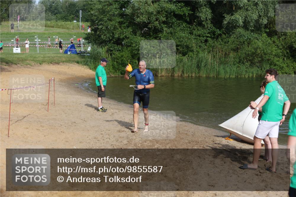 21.06.2026 - 29. Vierlanden-Triathlon Andreas Tolksdorf http://msf.ph/oto/9855587 21.06.2026 08:53:06 Schwimmen 200, 205 meine-sportfotos.de