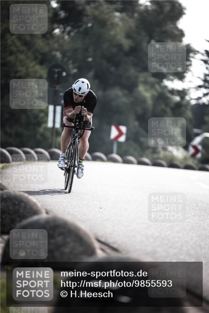21.06.2026 - 29. Vierlanden-Triathlon H.Heesch http://msf.ph/oto/9855593 21.06.2026 08:54:25 Radfahren 173, 219 meine-sportfotos.de