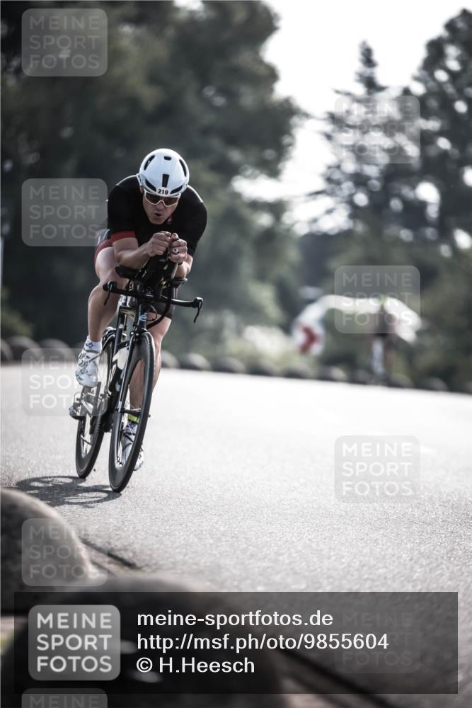 21.06.2026 - 29. Vierlanden-Triathlon H.Heesch http://msf.ph/oto/9855604 21.06.2026 08:54:26 Radfahren 173, 219 meine-sportfotos.de