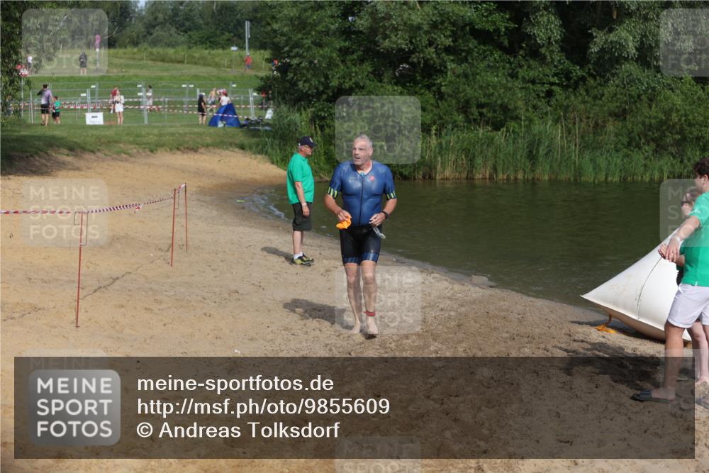 21.06.2026 - 29. Vierlanden-Triathlon Andreas Tolksdorf http://msf.ph/oto/9855609 21.06.2026 08:53:07 Schwimmen 200, 205 meine-sportfotos.de