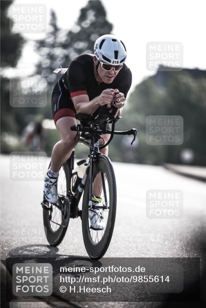 21.06.2026 - 29. Vierlanden-Triathlon H.Heesch http://msf.ph/oto/9855614 21.06.2026 08:54:26 Radfahren 173, 219 meine-sportfotos.de