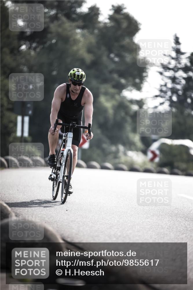21.06.2026 - 29. Vierlanden-Triathlon H.Heesch http://msf.ph/oto/9855617 21.06.2026 08:54:32 Radfahren 18, 173 meine-sportfotos.de