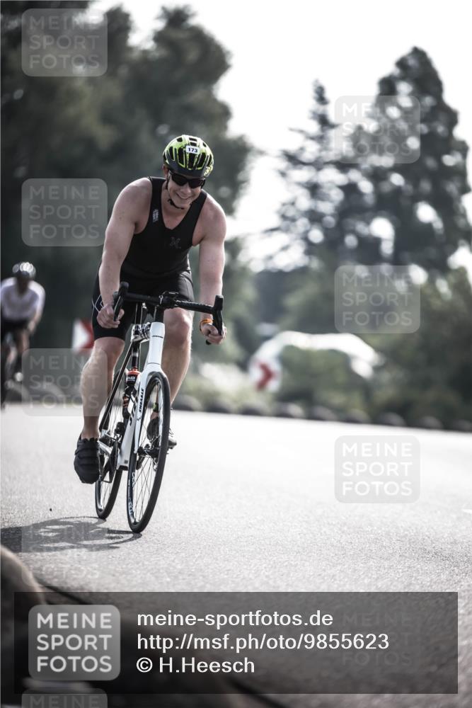 21.06.2026 - 29. Vierlanden-Triathlon H.Heesch http://msf.ph/oto/9855623 21.06.2026 08:54:32 Radfahren 18, 173 meine-sportfotos.de