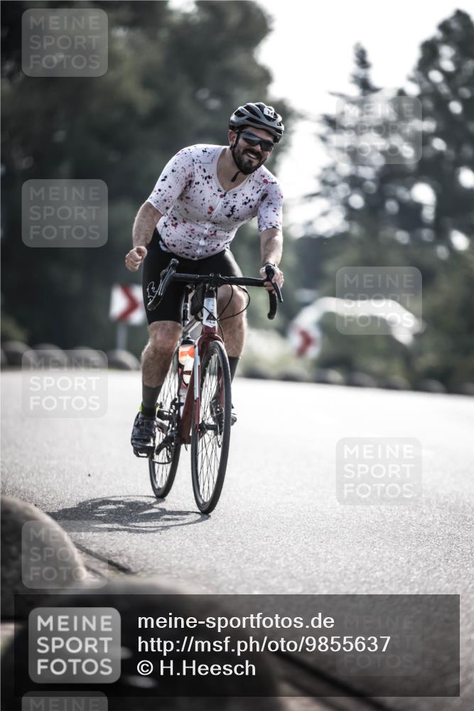 21.06.2026 - 29. Vierlanden-Triathlon H.Heesch http://msf.ph/oto/9855637 21.06.2026 08:54:36 Radfahren 18, 147, 173 meine-sportfotos.de