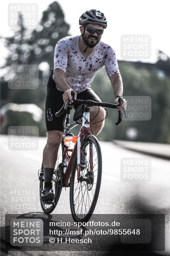 21.06.2026 - 29. Vierlanden-Triathlon H.Heesch http://msf.ph/oto/9855648 21.06.2026 08:54:37 Radfahren 18, 147 meine-sportfotos.de