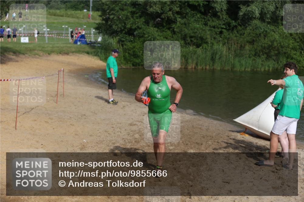 21.06.2026 - 29. Vierlanden-Triathlon Andreas Tolksdorf http://msf.ph/oto/9855666 21.06.2026 08:53:14 Schwimmen 200, 205 meine-sportfotos.de
