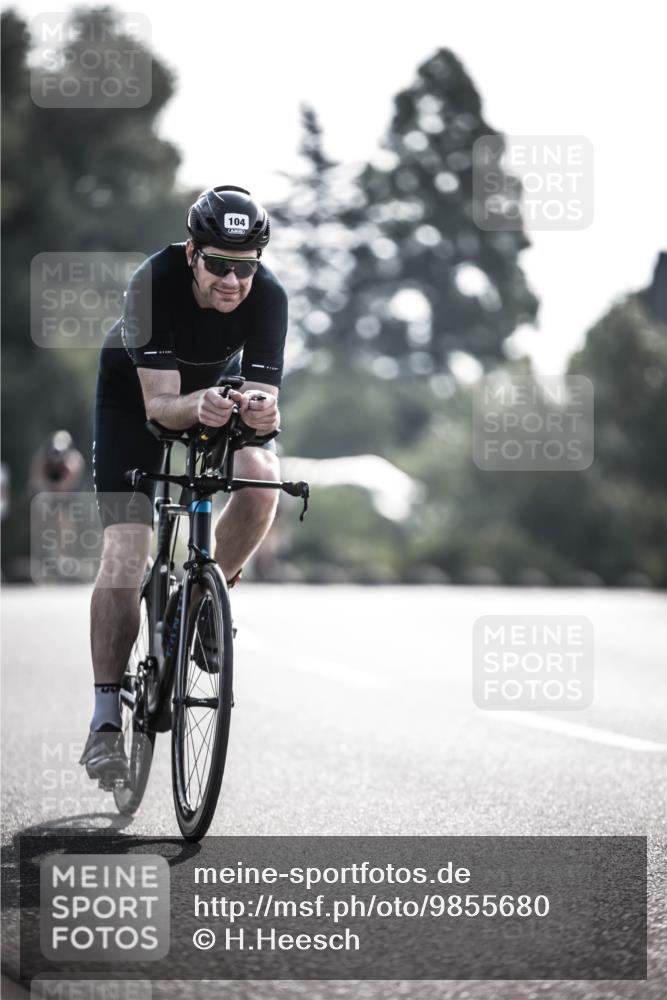 21.06.2026 - 29. Vierlanden-Triathlon H.Heesch http://msf.ph/oto/9855680 21.06.2026 08:54:56 Radfahren 34, 39, 84, 104 meine-sportfotos.de