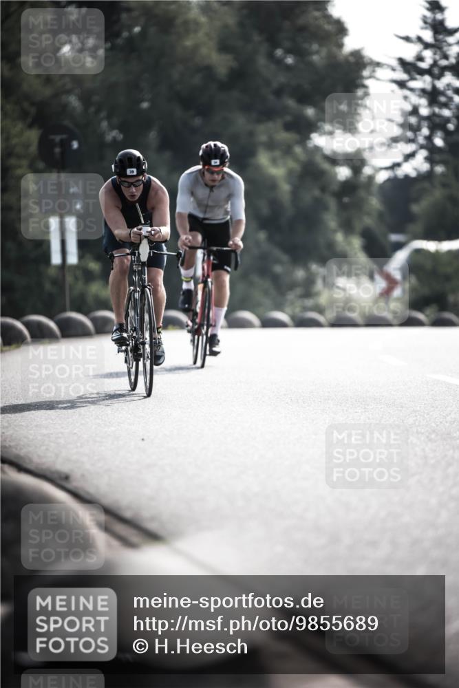 21.06.2026 - 29. Vierlanden-Triathlon H.Heesch http://msf.ph/oto/9855689 21.06.2026 08:55:00 Radfahren 34, 39 meine-sportfotos.de