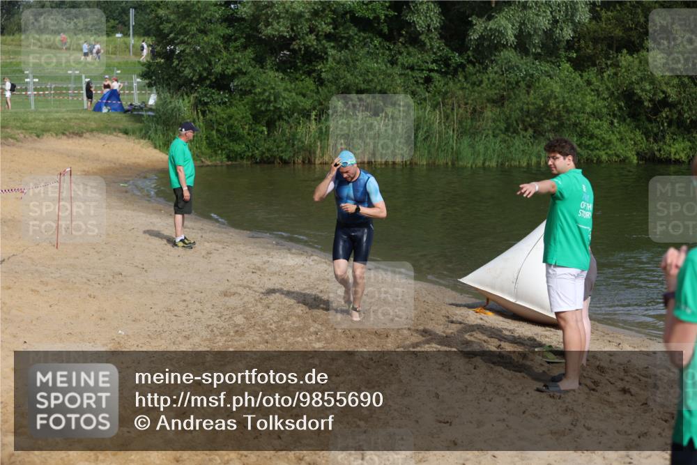 21.06.2026 - 29. Vierlanden-Triathlon Andreas Tolksdorf http://msf.ph/oto/9855690 21.06.2026 08:53:28 Schwimmen 15, 70 meine-sportfotos.de