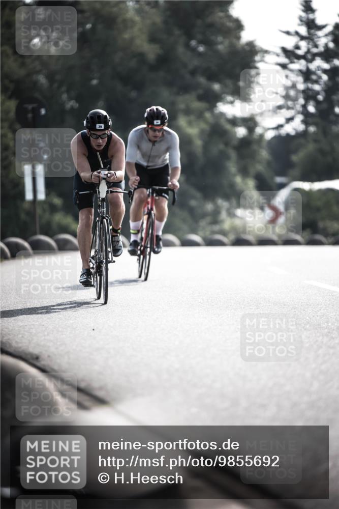 21.06.2026 - 29. Vierlanden-Triathlon H.Heesch http://msf.ph/oto/9855692 21.06.2026 08:55:00 Radfahren 34, 39 meine-sportfotos.de