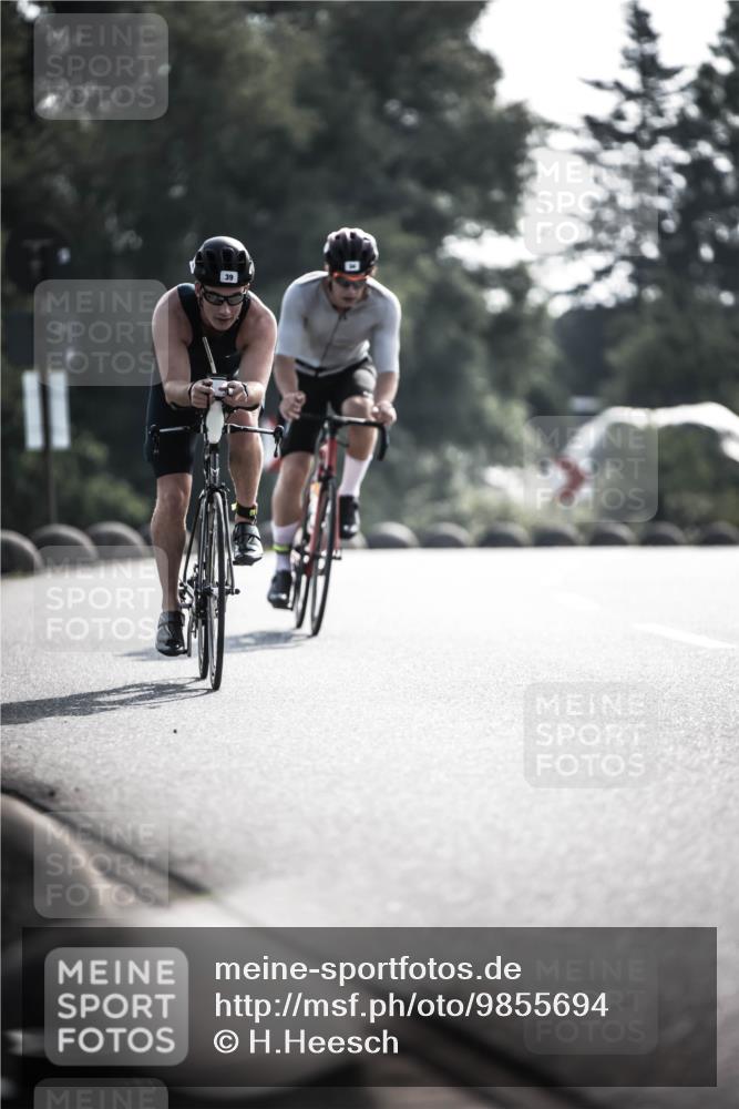 21.06.2026 - 29. Vierlanden-Triathlon H.Heesch http://msf.ph/oto/9855694 21.06.2026 08:55:01 Radfahren 34, 39 meine-sportfotos.de