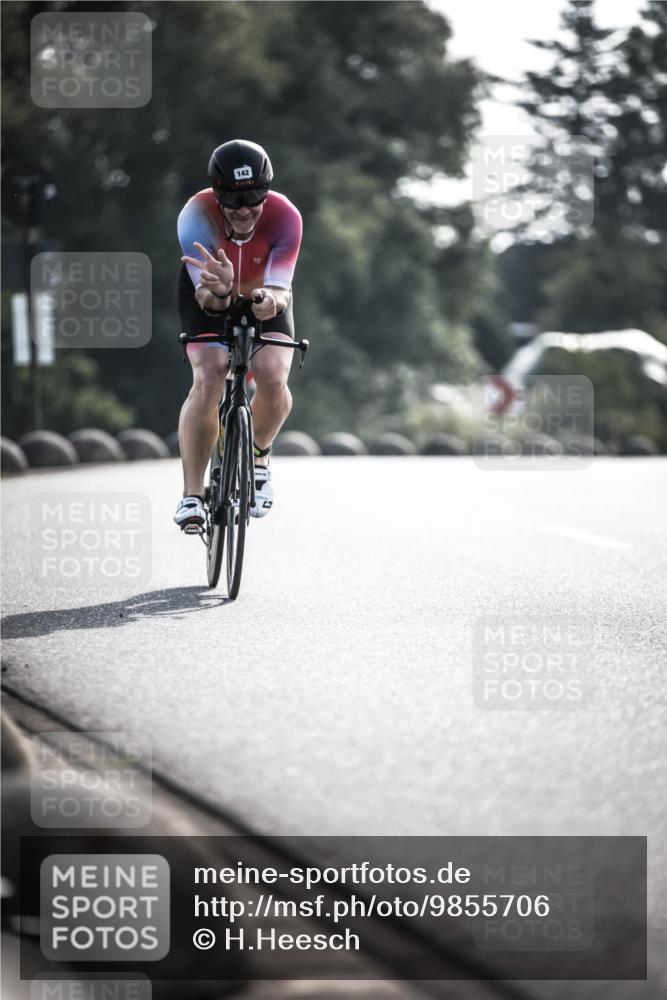 21.06.2026 - 29. Vierlanden-Triathlon H.Heesch http://msf.ph/oto/9855706 21.06.2026 08:55:11 Radfahren 142 meine-sportfotos.de