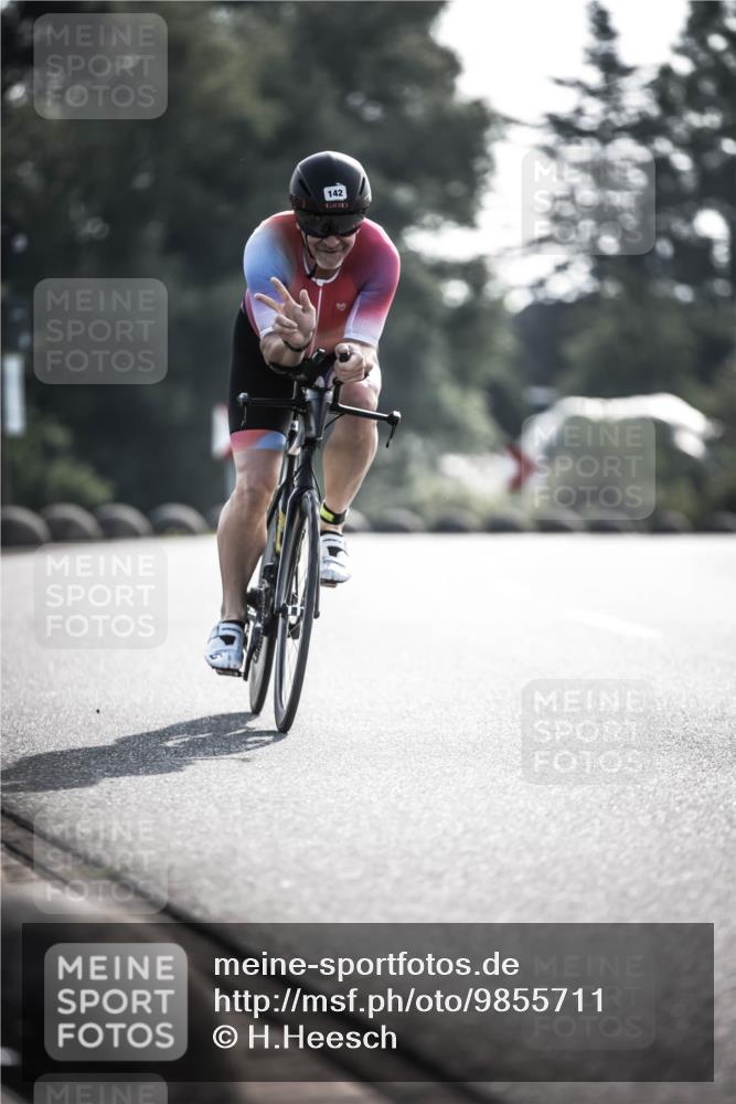 21.06.2026 - 29. Vierlanden-Triathlon H.Heesch http://msf.ph/oto/9855711 21.06.2026 08:55:11 Radfahren 142 meine-sportfotos.de