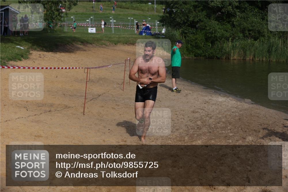 21.06.2026 - 29. Vierlanden-Triathlon Andreas Tolksdorf http://msf.ph/oto/9855725 21.06.2026 08:53:37 Schwimmen 15, 124 meine-sportfotos.de