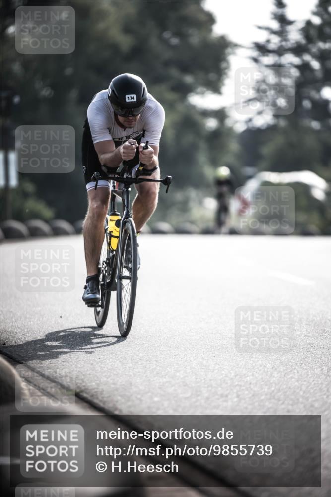 21.06.2026 - 29. Vierlanden-Triathlon H.Heesch http://msf.ph/oto/9855739 21.06.2026 08:55:37 Radfahren 165, 174 meine-sportfotos.de