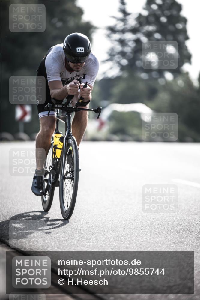 21.06.2026 - 29. Vierlanden-Triathlon H.Heesch http://msf.ph/oto/9855744 21.06.2026 08:55:37 Radfahren 165, 174 meine-sportfotos.de