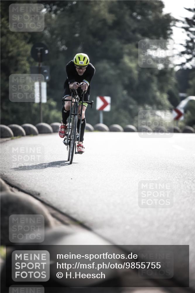 21.06.2026 - 29. Vierlanden-Triathlon H.Heesch http://msf.ph/oto/9855755 21.06.2026 08:55:42 Radfahren 159, 165 meine-sportfotos.de