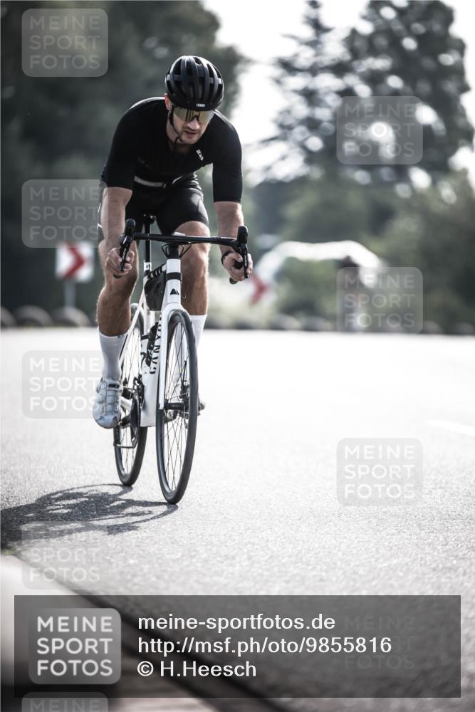 21.06.2026 - 29. Vierlanden-Triathlon H.Heesch http://msf.ph/oto/9855816 21.06.2026 08:55:57 Radfahren 69, 96 meine-sportfotos.de