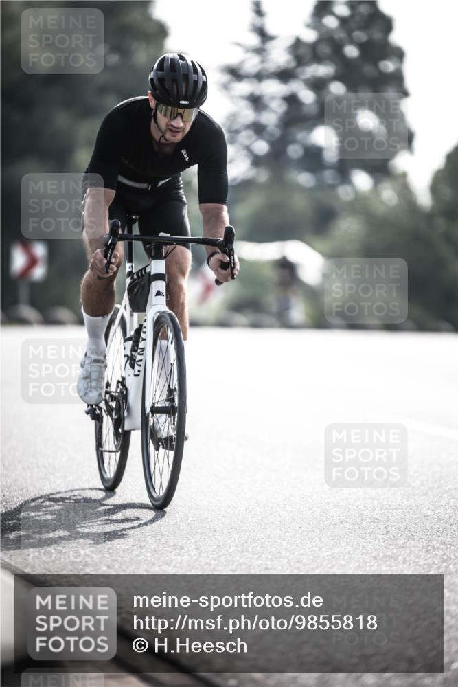 21.06.2026 - 29. Vierlanden-Triathlon H.Heesch http://msf.ph/oto/9855818 21.06.2026 08:55:57 Radfahren 69, 96 meine-sportfotos.de