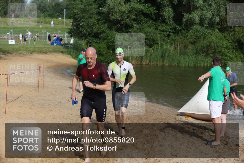 21.06.2026 - 29. Vierlanden-Triathlon Andreas Tolksdorf http://msf.ph/oto/9855820 21.06.2026 08:53:52 Schwimmen 122, 126, 146, 176 meine-sportfotos.de