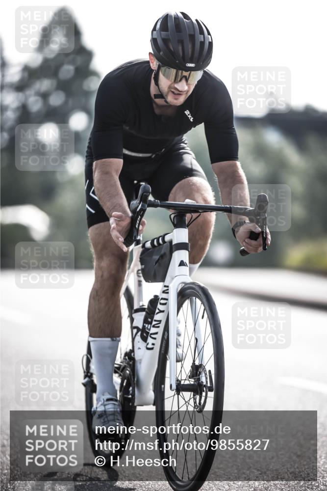 21.06.2026 - 29. Vierlanden-Triathlon H.Heesch http://msf.ph/oto/9855827 21.06.2026 08:55:57 Radfahren 69, 96 meine-sportfotos.de