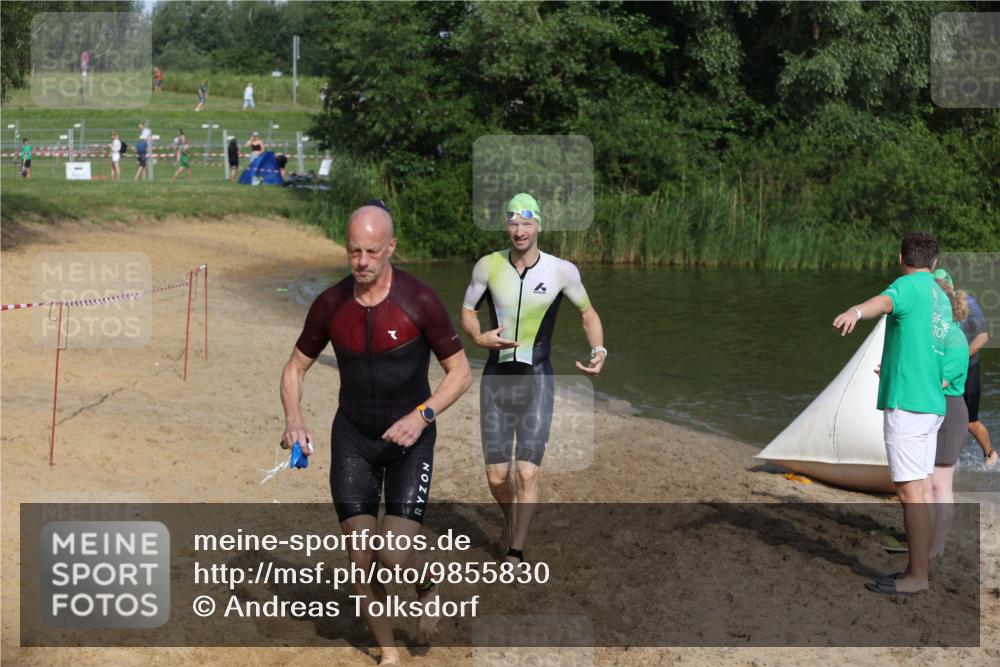 21.06.2026 - 29. Vierlanden-Triathlon Andreas Tolksdorf http://msf.ph/oto/9855830 21.06.2026 08:53:52 Schwimmen 122, 126, 146, 176 meine-sportfotos.de