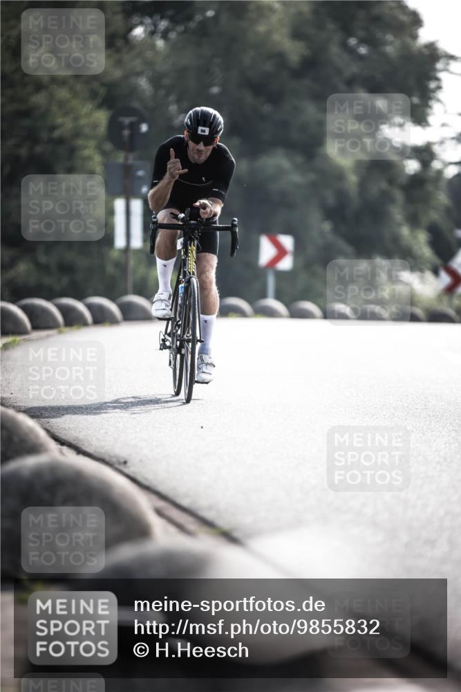 21.06.2026 - 29. Vierlanden-Triathlon H.Heesch http://msf.ph/oto/9855832 21.06.2026 08:56:03 Radfahren 96 meine-sportfotos.de