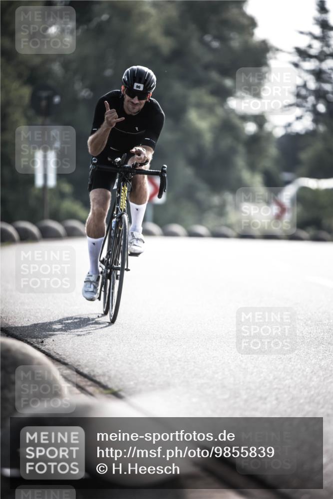 21.06.2026 - 29. Vierlanden-Triathlon H.Heesch http://msf.ph/oto/9855839 21.06.2026 08:56:03 Radfahren 96 meine-sportfotos.de