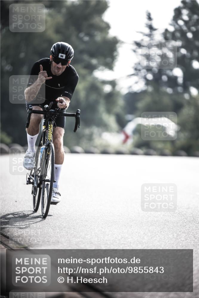 21.06.2026 - 29. Vierlanden-Triathlon H.Heesch http://msf.ph/oto/9855843 21.06.2026 08:56:03 Radfahren 96 meine-sportfotos.de