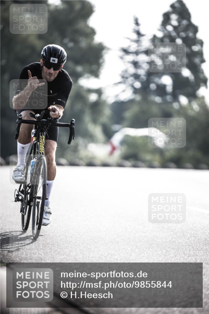 21.06.2026 - 29. Vierlanden-Triathlon H.Heesch http://msf.ph/oto/9855844 21.06.2026 08:56:03 Radfahren 96 meine-sportfotos.de