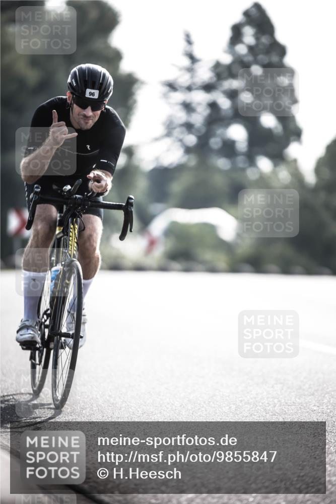21.06.2026 - 29. Vierlanden-Triathlon H.Heesch http://msf.ph/oto/9855847 21.06.2026 08:56:04 Radfahren 96 meine-sportfotos.de