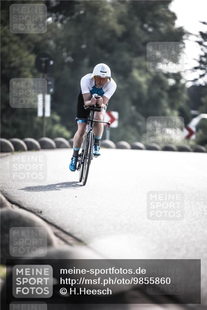 21.06.2026 - 29. Vierlanden-Triathlon H.Heesch http://msf.ph/oto/9855860 21.06.2026 08:56:18 Radfahren 141 meine-sportfotos.de