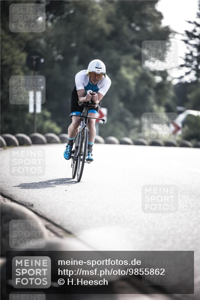 21.06.2026 - 29. Vierlanden-Triathlon H.Heesch http://msf.ph/oto/9855862 21.06.2026 08:56:18 Radfahren 141 meine-sportfotos.de