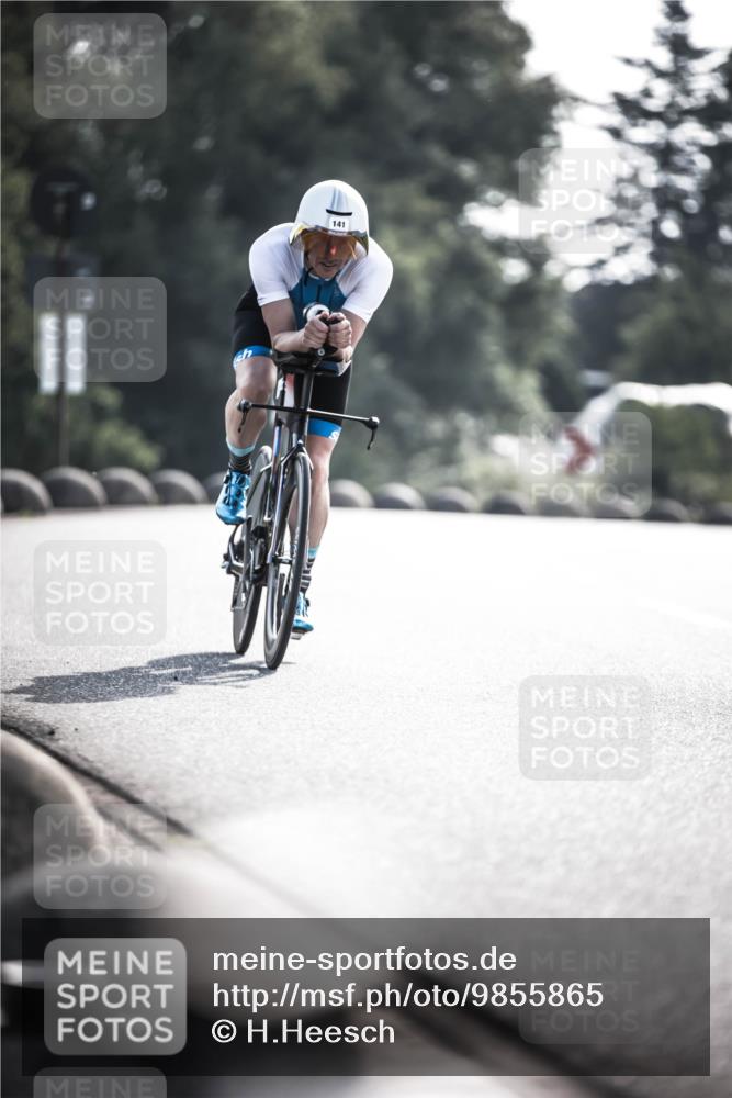 21.06.2026 - 29. Vierlanden-Triathlon H.Heesch http://msf.ph/oto/9855865 21.06.2026 08:56:18 Radfahren 141 meine-sportfotos.de