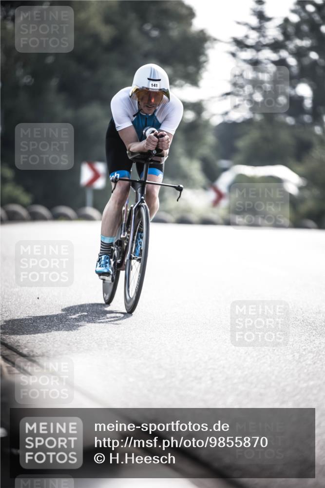 21.06.2026 - 29. Vierlanden-Triathlon H.Heesch http://msf.ph/oto/9855870 21.06.2026 08:56:18 Radfahren 141 meine-sportfotos.de