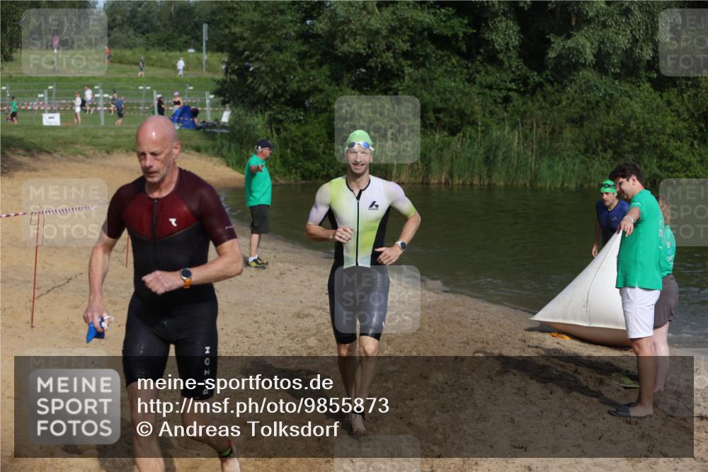 21.06.2026 - 29. Vierlanden-Triathlon Andreas Tolksdorf http://msf.ph/oto/9855873 21.06.2026 08:53:53 Schwimmen 122, 126, 146, 176 meine-sportfotos.de