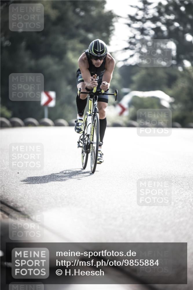 21.06.2026 - 29. Vierlanden-Triathlon H.Heesch http://msf.ph/oto/9855884 21.06.2026 08:56:36 Radfahren 131 meine-sportfotos.de