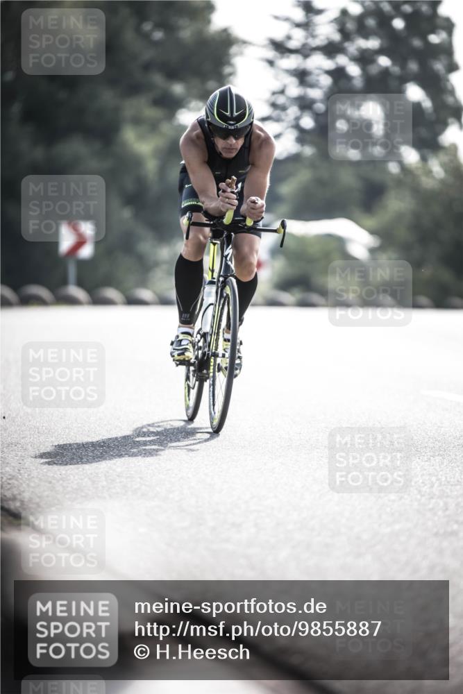 21.06.2026 - 29. Vierlanden-Triathlon H.Heesch http://msf.ph/oto/9855887 21.06.2026 08:56:36 Radfahren 131 meine-sportfotos.de