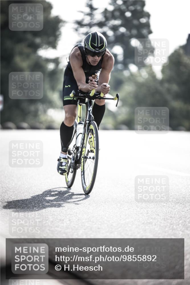 21.06.2026 - 29. Vierlanden-Triathlon H.Heesch http://msf.ph/oto/9855892 21.06.2026 08:56:36 Radfahren 131 meine-sportfotos.de