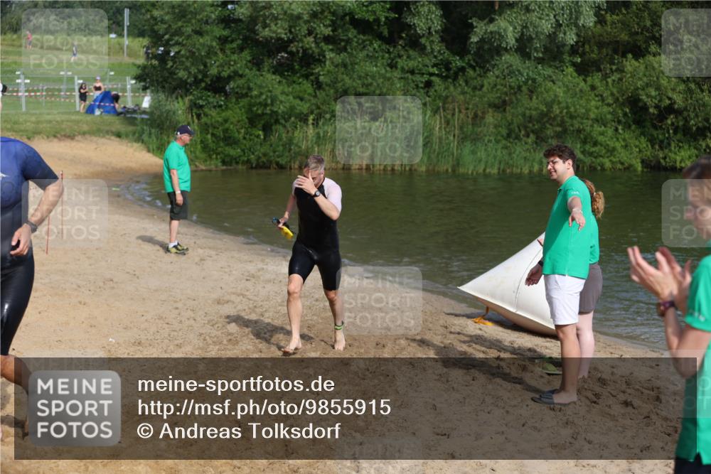 21.06.2026 - 29. Vierlanden-Triathlon Andreas Tolksdorf http://msf.ph/oto/9855915 21.06.2026 08:53:58 Schwimmen 122, 146, 176, 190 meine-sportfotos.de