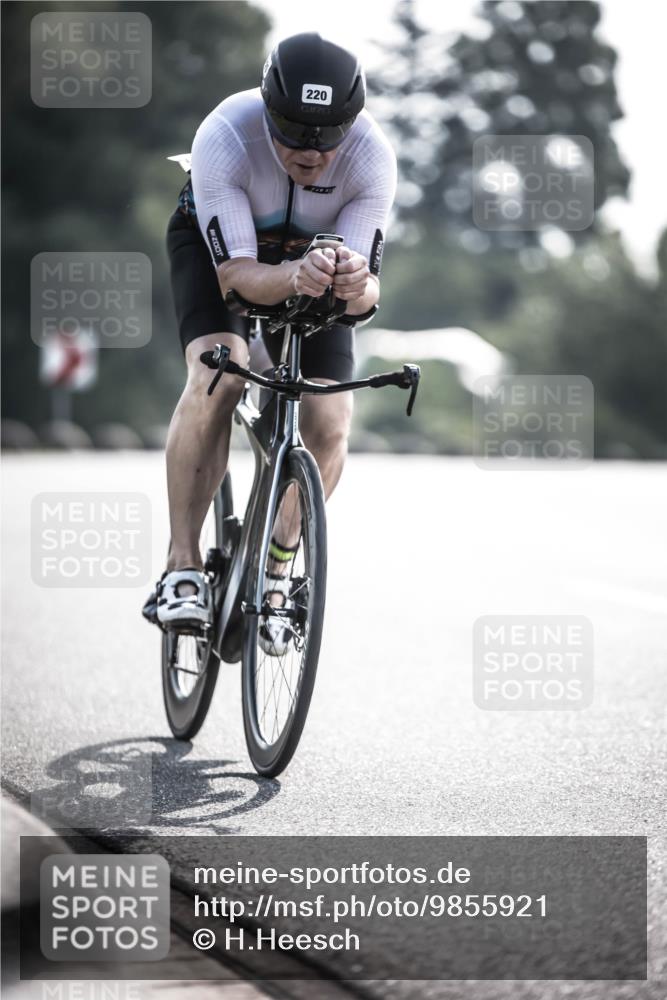21.06.2026 - 29. Vierlanden-Triathlon H.Heesch http://msf.ph/oto/9855921 21.06.2026 08:56:56 Radfahren 118, 136, 220 meine-sportfotos.de