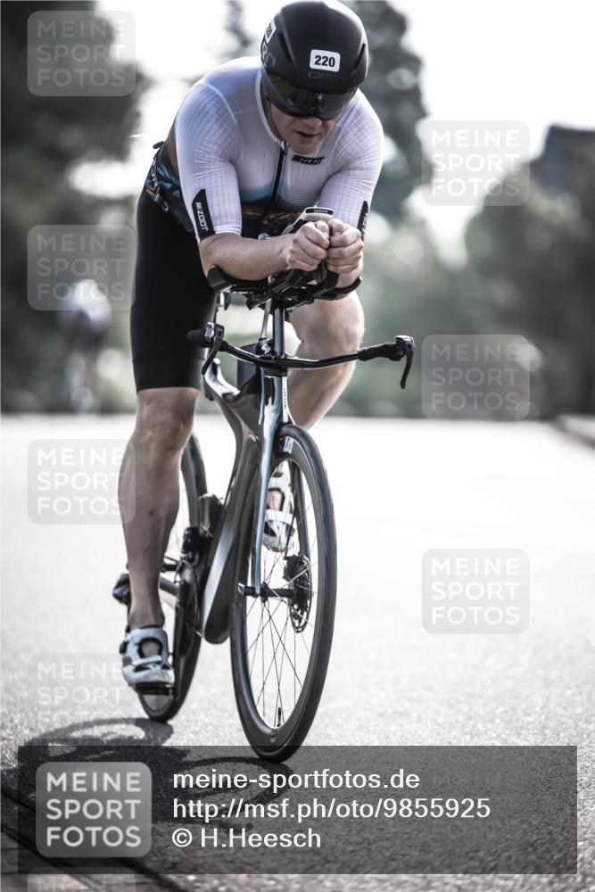 21.06.2026 - 29. Vierlanden-Triathlon H.Heesch http://msf.ph/oto/9855925 21.06.2026 08:56:56 Radfahren 118, 136, 220 meine-sportfotos.de