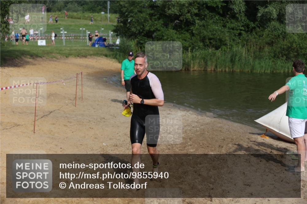 21.06.2026 - 29. Vierlanden-Triathlon Andreas Tolksdorf http://msf.ph/oto/9855940 21.06.2026 08:54:00 Schwimmen 146, 176, 190 meine-sportfotos.de